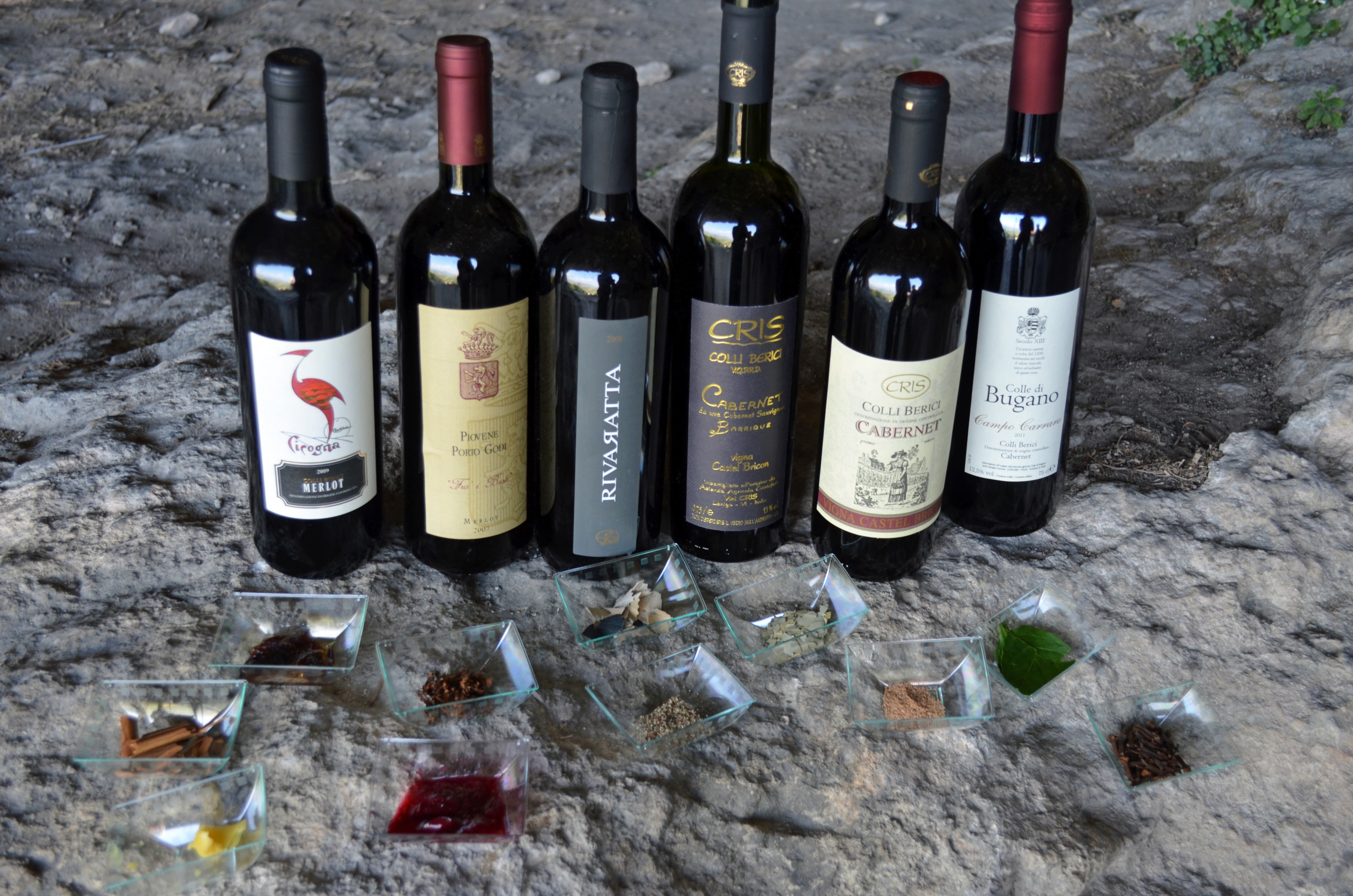 14 Grotta bottiglie