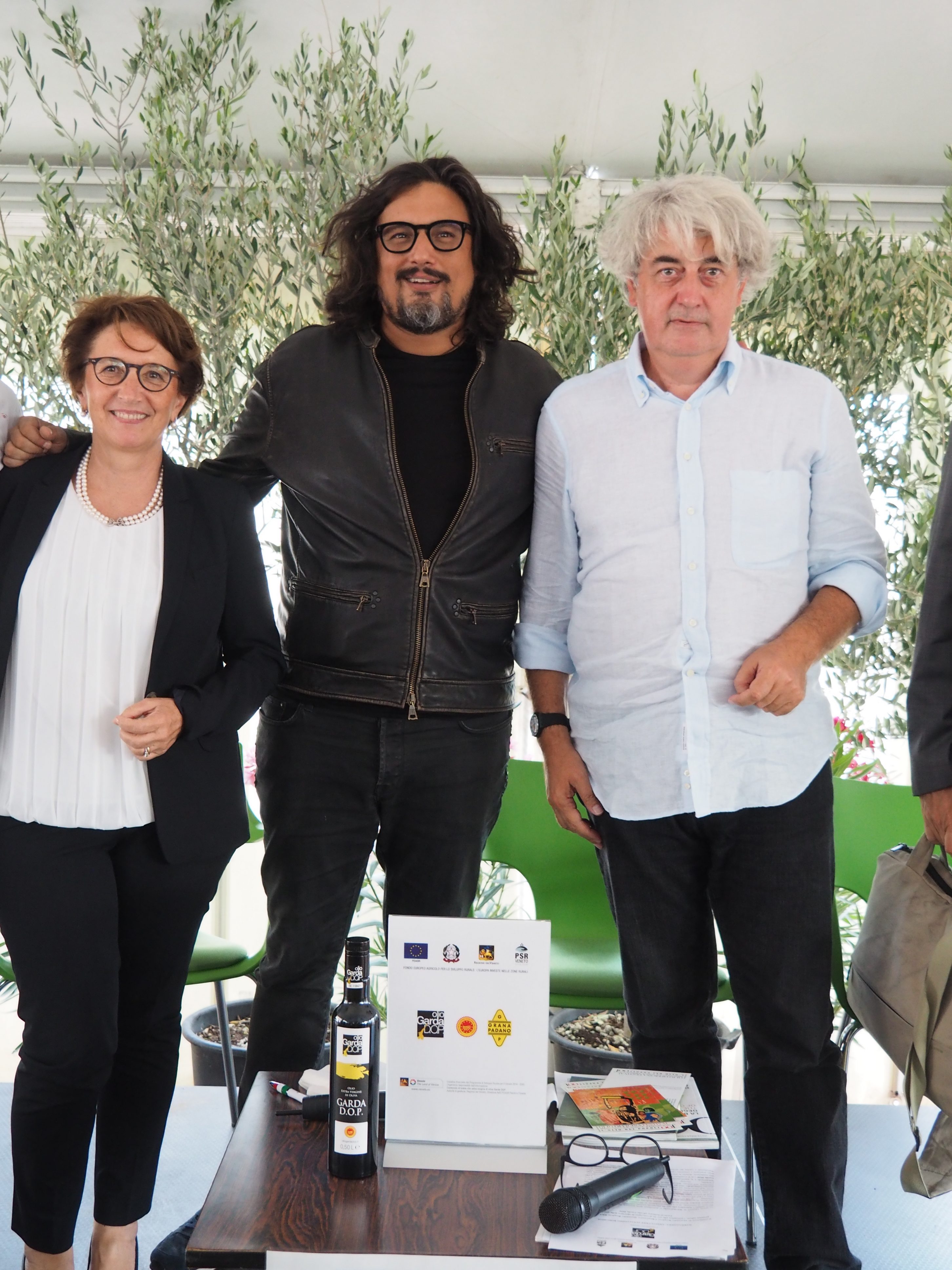 Da sx a dx: Laura Turri, Alessandro Borghese, Luigi Caricato